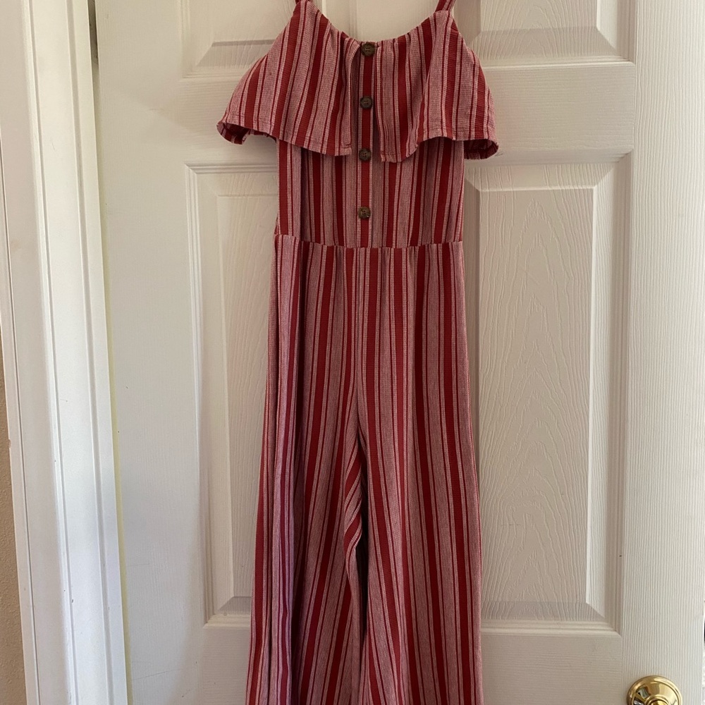 Super cute jumper with spaghetti straps